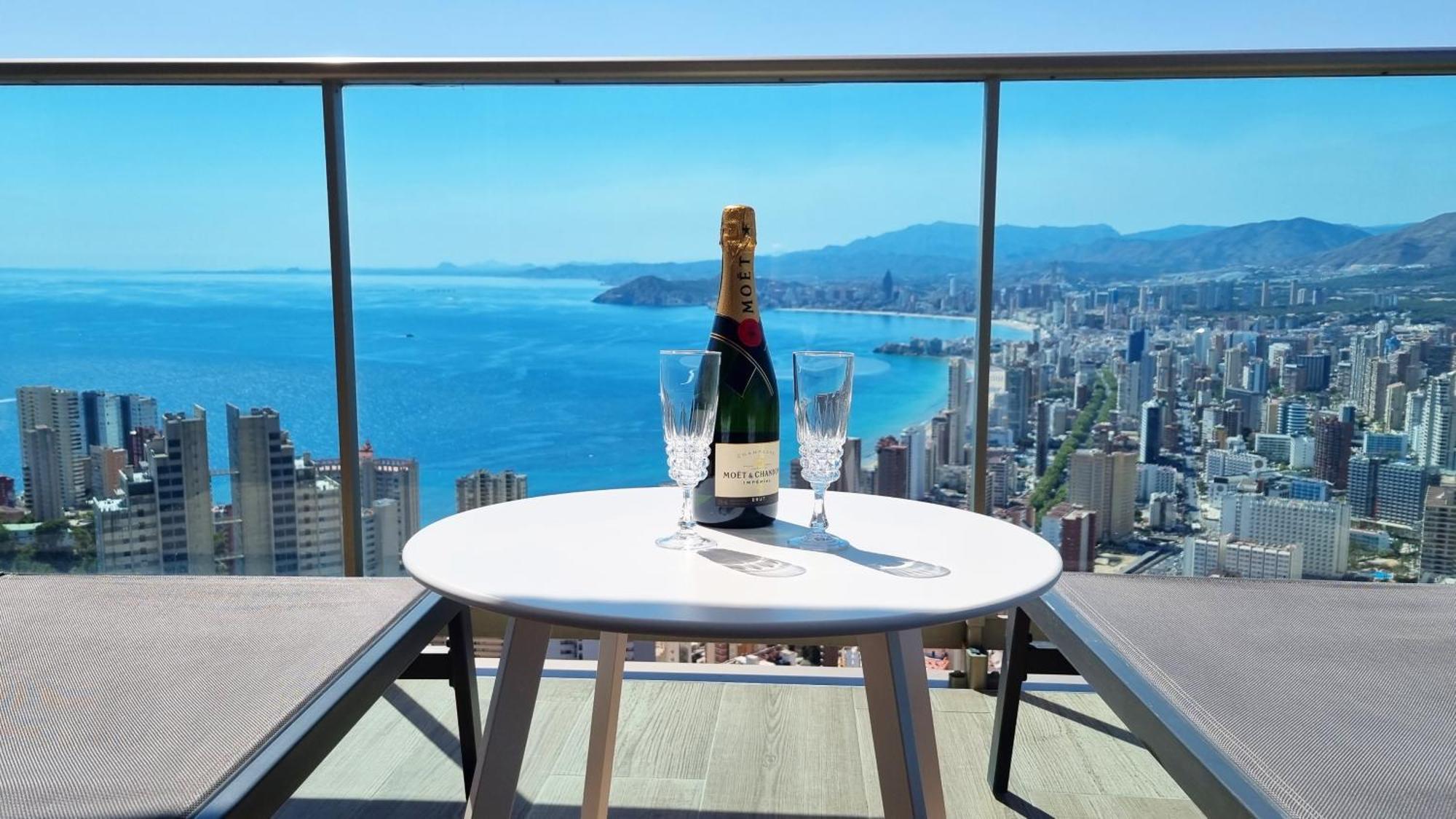 Skyscraper Apartment With Panoramic Views - Floor 38 เบนิดอร์ม ภายนอก รูปภาพ